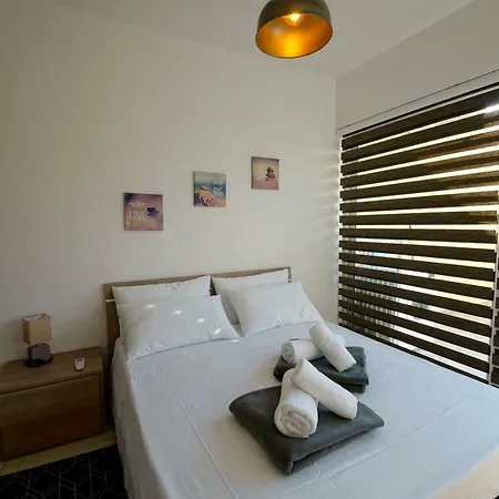 Pc M - Palm Court Maisonette Msida