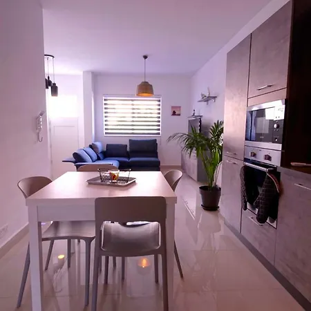 Pc M - Palm Court Maisonette Apartment Msida
